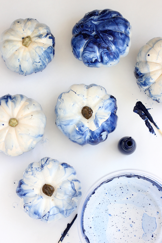 blue indigo marbled pumpkins diy with nail polish