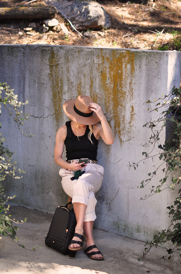 casual smmer style-black and khaki-birkenstocks