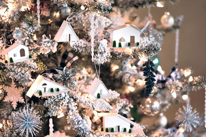 christmas decor ideas, little tiny houses, diy christmas ornaments