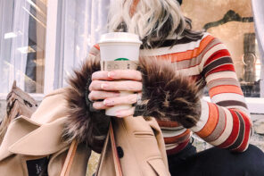DIY Faux fur fingerless gloves - brown striped 70s turtleneck-louis vuitton bag-crop
