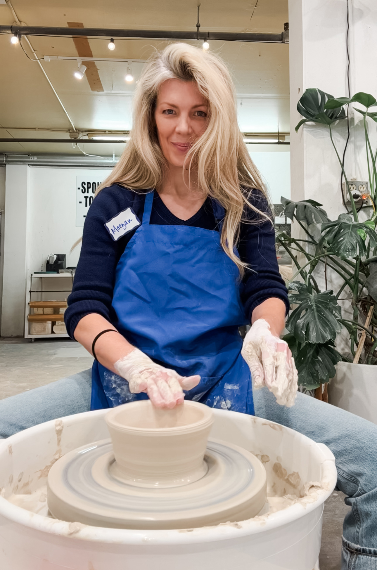 beginner pottery class at redlands pottery project in downtown redlands