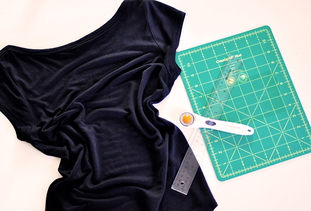 DIY Sliced t-shirt tutorial-1