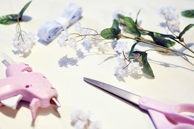 DIY Tiny Floating Hair Flowers
