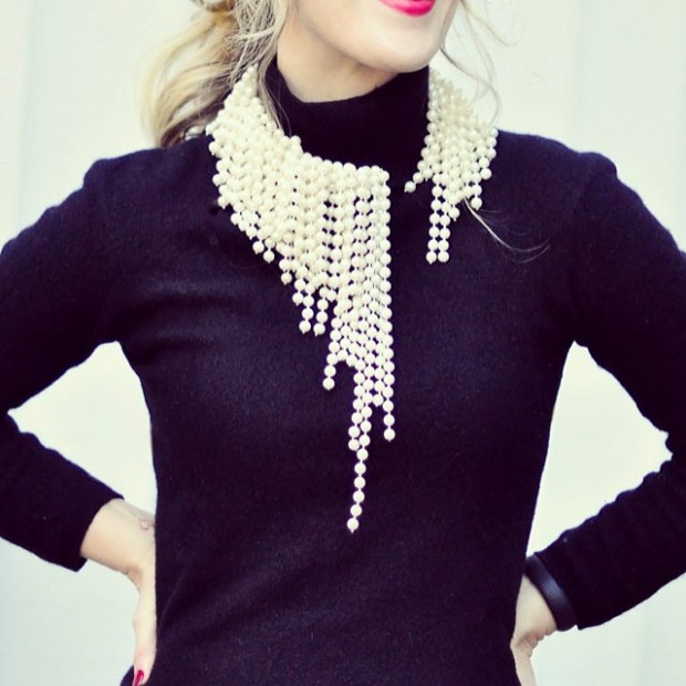DIY dripping pearl dior necklace