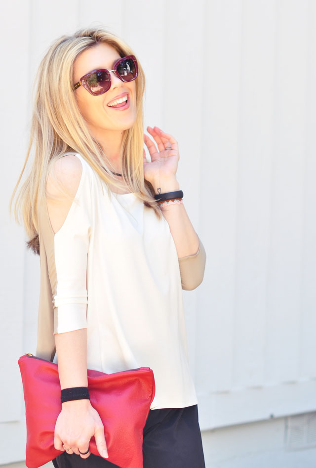 minimalist outfit-black white red camel