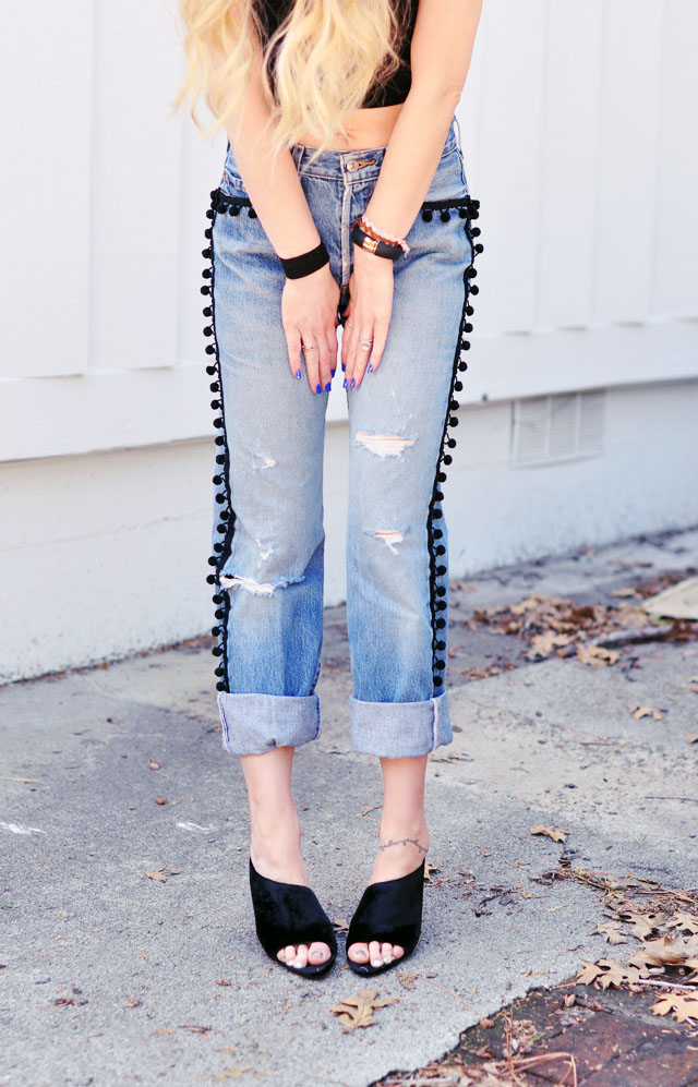 pom pom jeans vintage levis -alexander wang mules